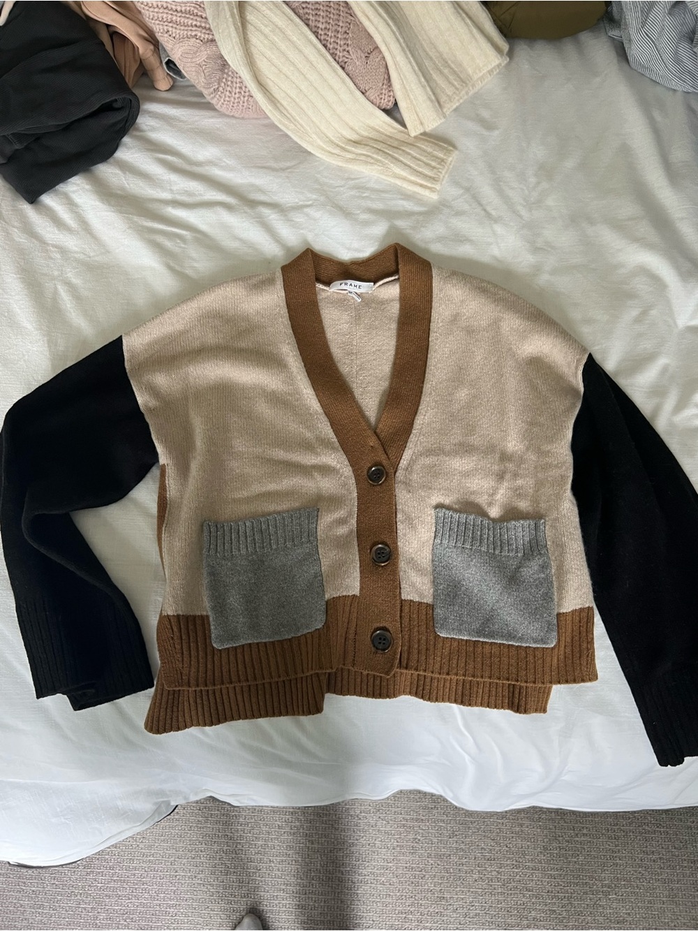 Frame Colorblock V-Neck Button Cardigan - Beige, Brown, Gray, Black